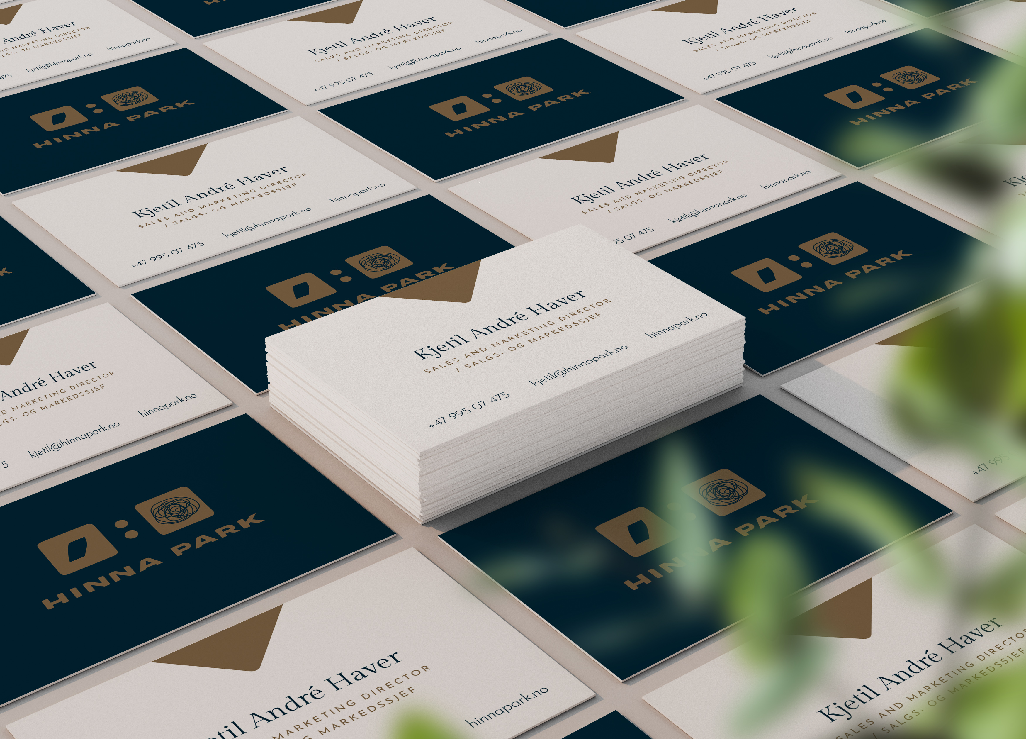 Elegant_Business_Cards
